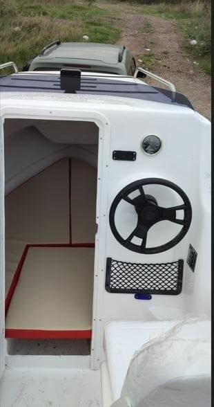 POLYESTER TEKNE 4.85 KABİNLİ KAPILI AKSESUARLI KAMARALI