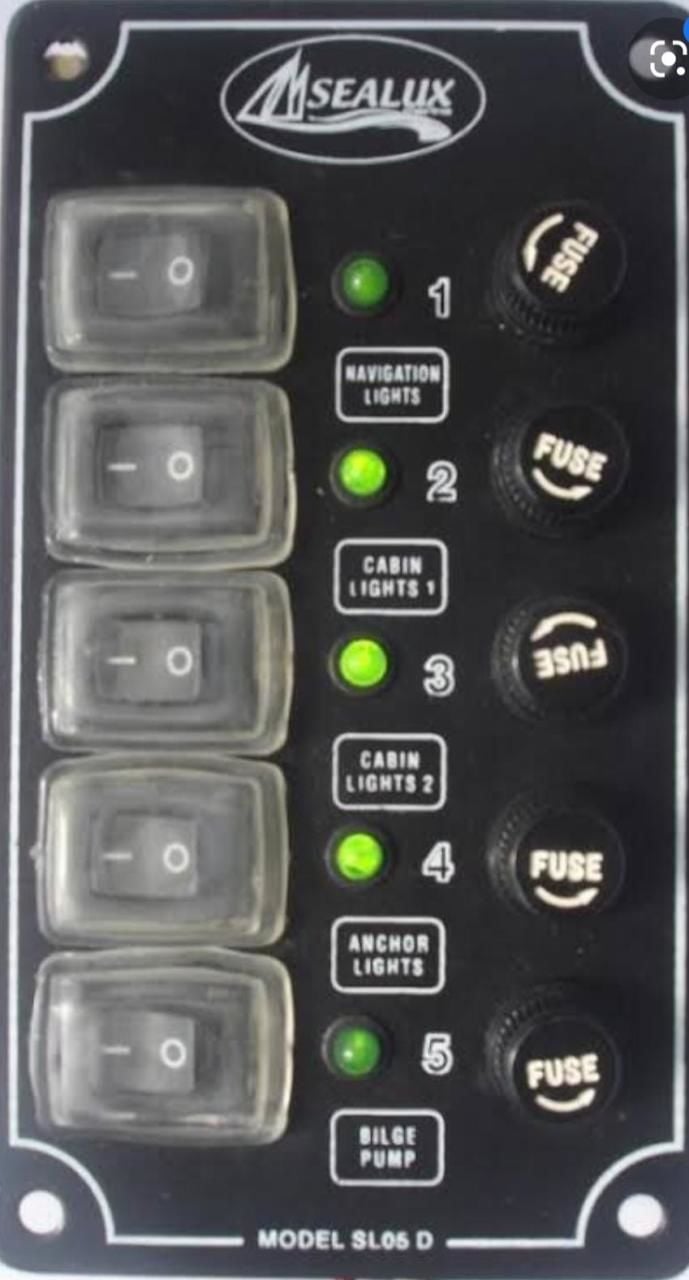 5 ANAHTARLI İZOLELİ DİKEY SWITCH PANEL 80x145 MM